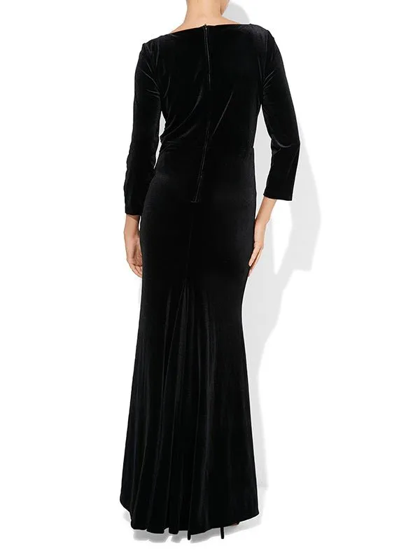 Elva Black Gown