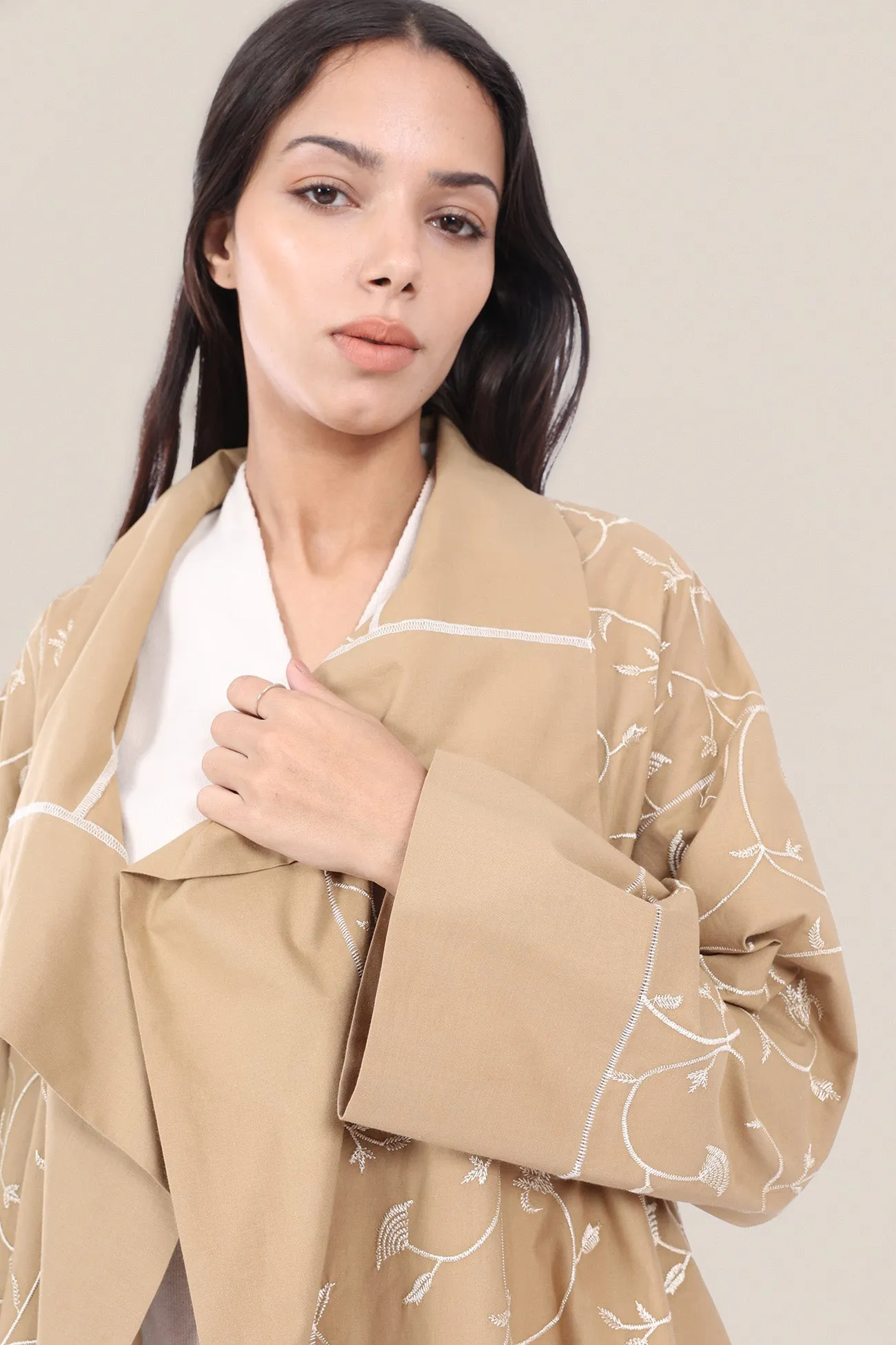 Embroidered long-sleeve cotton coat