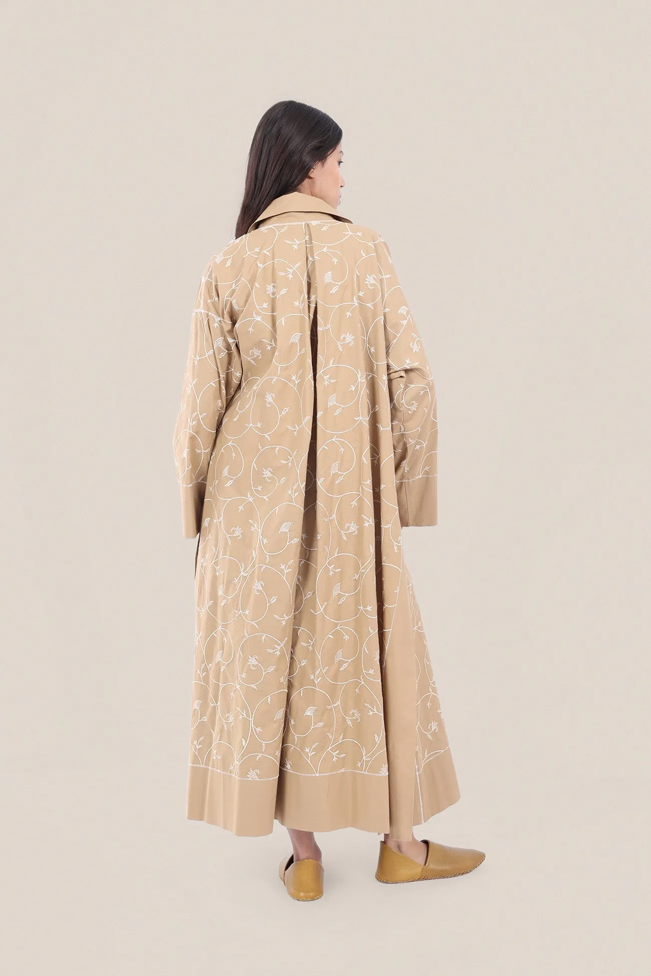 Embroidered long-sleeve cotton coat