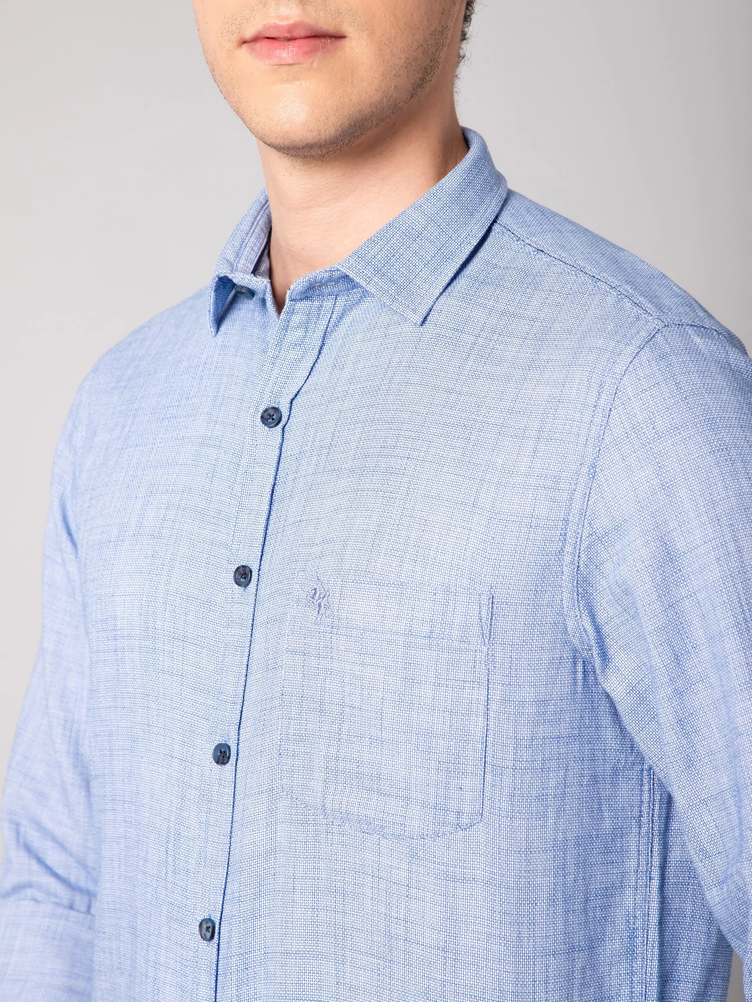 Men's Light Blue Casual Plain Full Sleeve Shirt