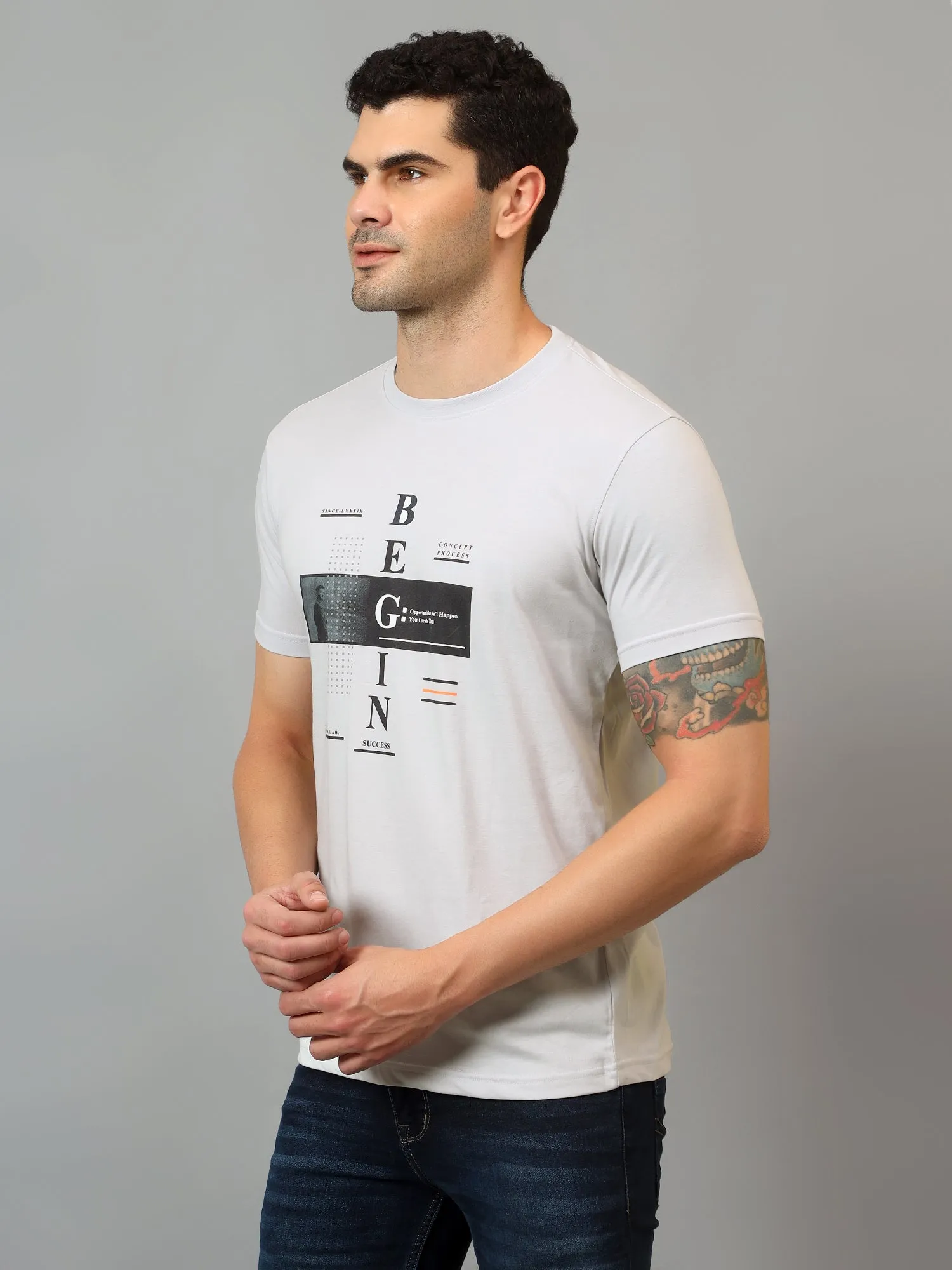 Men's Light Grey Round neck Half Sleeve T-Shirt with Typographic print